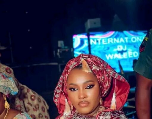 Kaɓakin Abin Arziki Ya sauka Daga Hajiya Ummussalama Khalifa Isyaka Rabiu