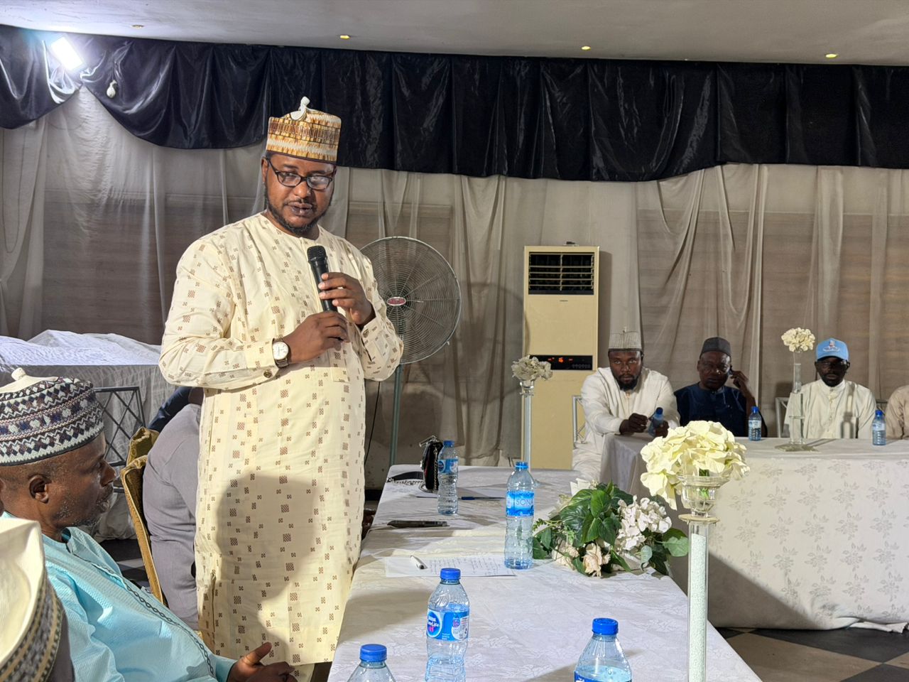 During the week The Senior Special Assistant to President Tinubu on Community Engagement North-West, Hon. Abdullahi Yakasai, had meetings with different set of APC Support Groups in Nassarawa Local Government, while in Kano. The groups were: